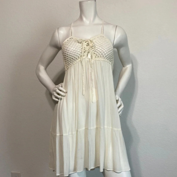 Umgee NWT Cream Crochet Sleeveless Mini Dress Size S - Picture 1 of 7